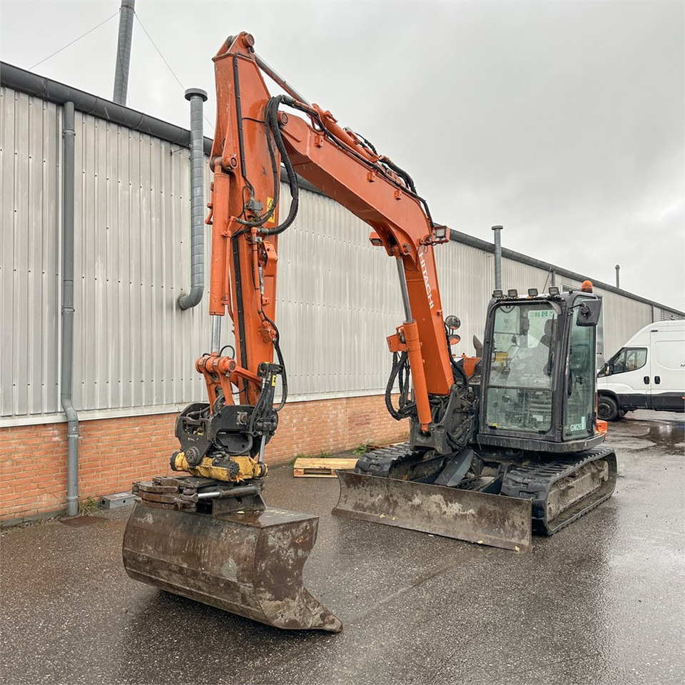 Hitachi ZX85 USB-6 - حفارة مصغرة: صور 5 Hitachi ZX85 USB-6 - حفارة مصغرة: صور 5