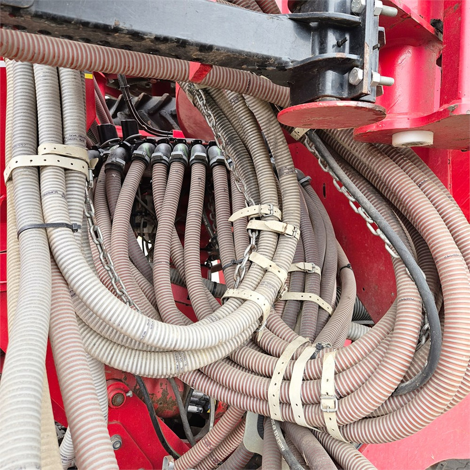 تأجير Horsch PRONTO 6 DC PPF Horsch PRONTO 6 DC PPF: صور 15 تأجير Horsch PRONTO 6 DC PPF Horsch PRONTO 6 DC PPF: صور 15