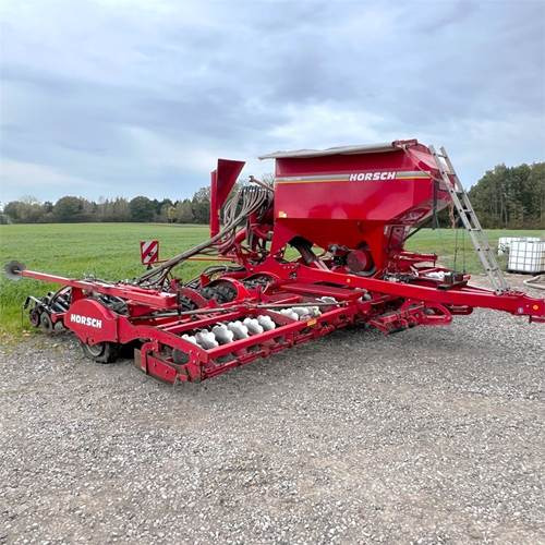 Horsch Pronto 8 DC - آلات البذر والغرس والشتل: صور 4 Horsch Pronto 8 DC - آلات البذر والغرس والشتل: صور 4