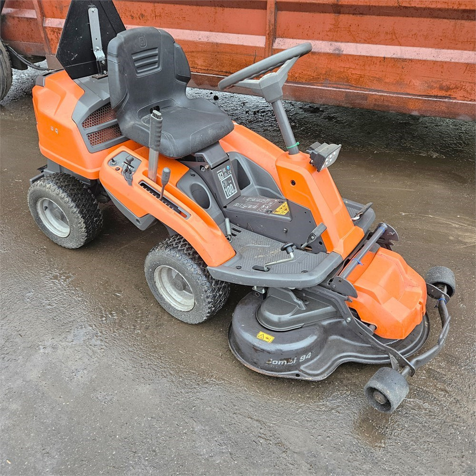 Husqvarna R213C - جزازة المروج: صور 2 Husqvarna R213C - جزازة المروج: صور 2