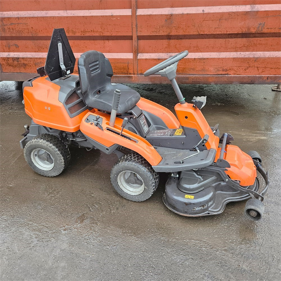 Husqvarna R213C - جزازة المروج: صور 1 Husqvarna R213C - جزازة المروج: صور 1