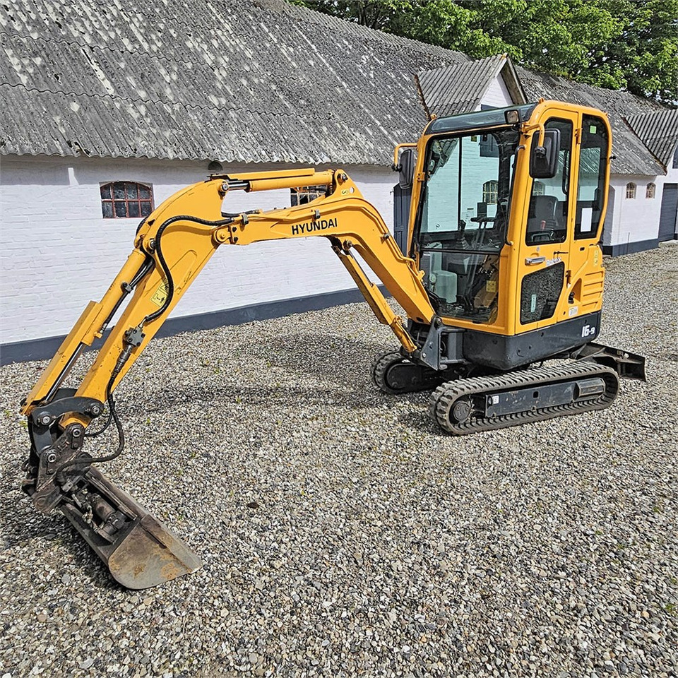 Hyundai Robex 16-9 - حفارة مصغرة: صور 2 Hyundai Robex 16-9 - حفارة مصغرة: صور 2