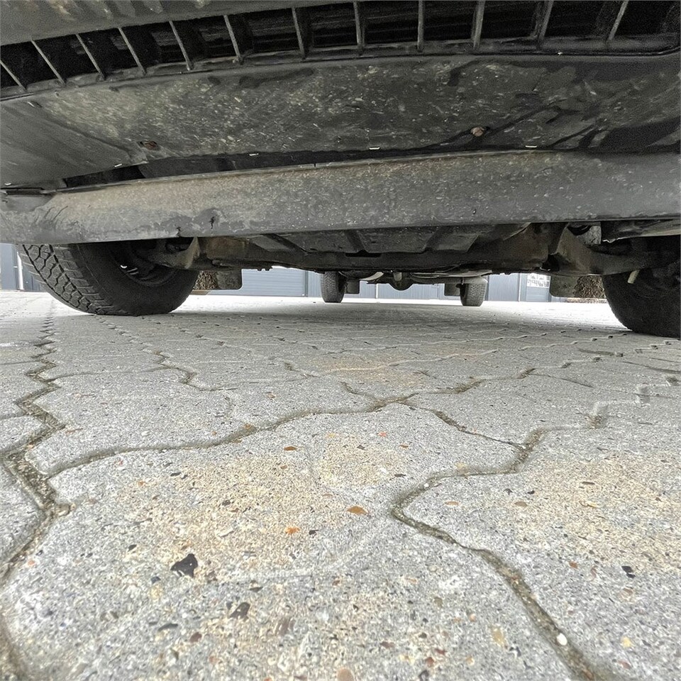 فان Iveco 35-120 HI Matic: صور 38 فان Iveco 35-120 HI Matic: صور 38