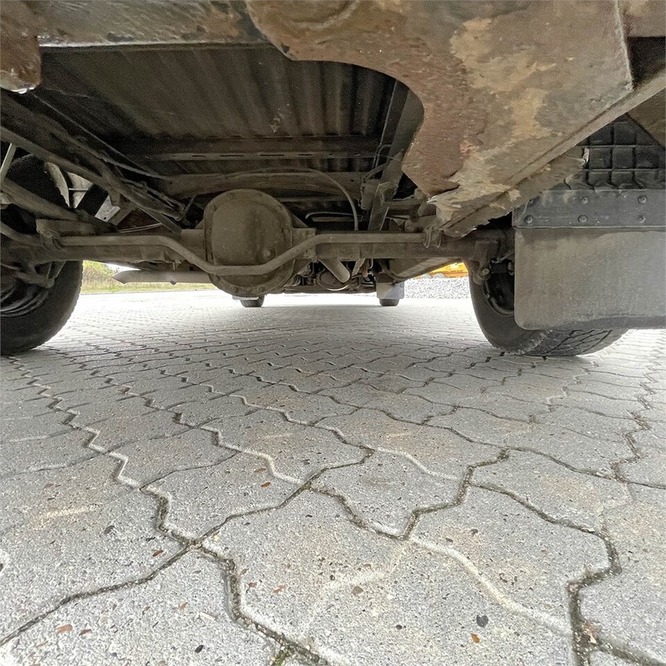 فان Iveco 35-120 HI Matic: صور 37 فان Iveco 35-120 HI Matic: صور 37