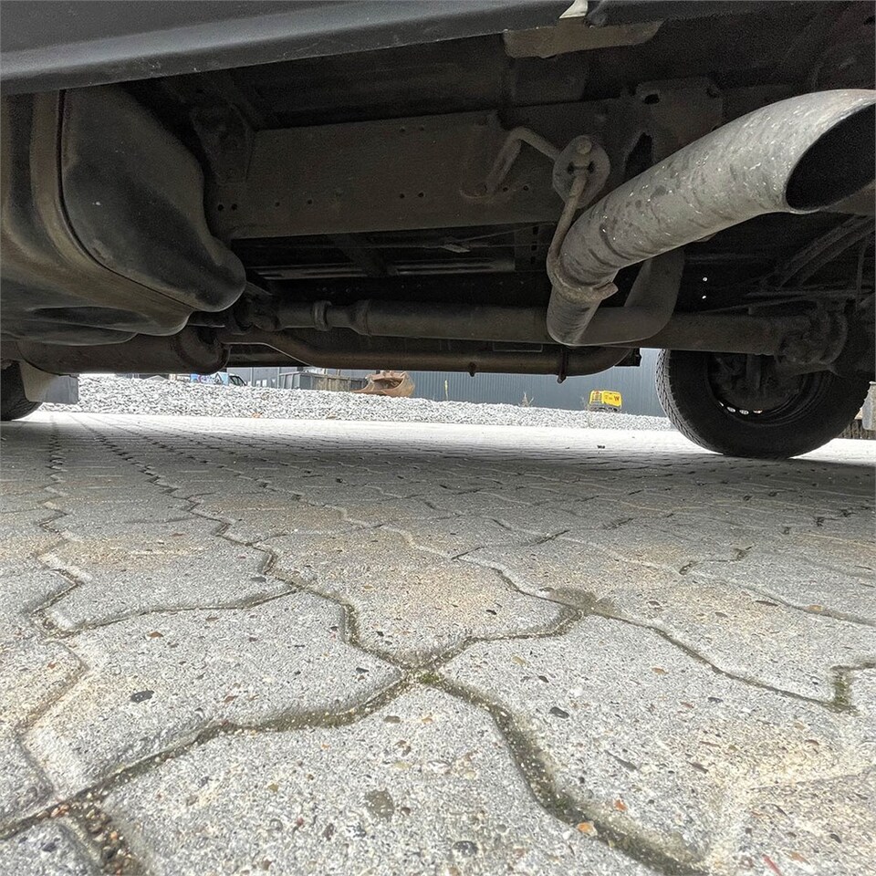 فان Iveco 35-120 HI Matic: صور 39 فان Iveco 35-120 HI Matic: صور 39