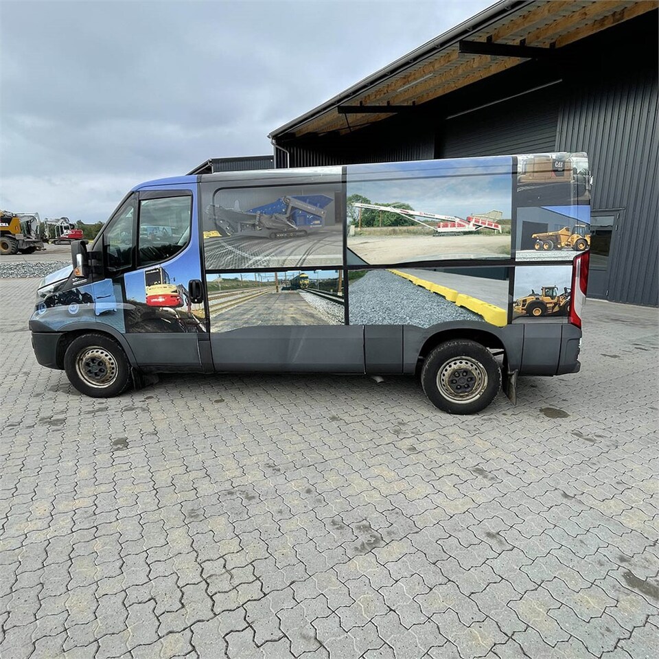 فان Iveco 35-120 HI Matic: صور 10 فان Iveco 35-120 HI Matic: صور 10