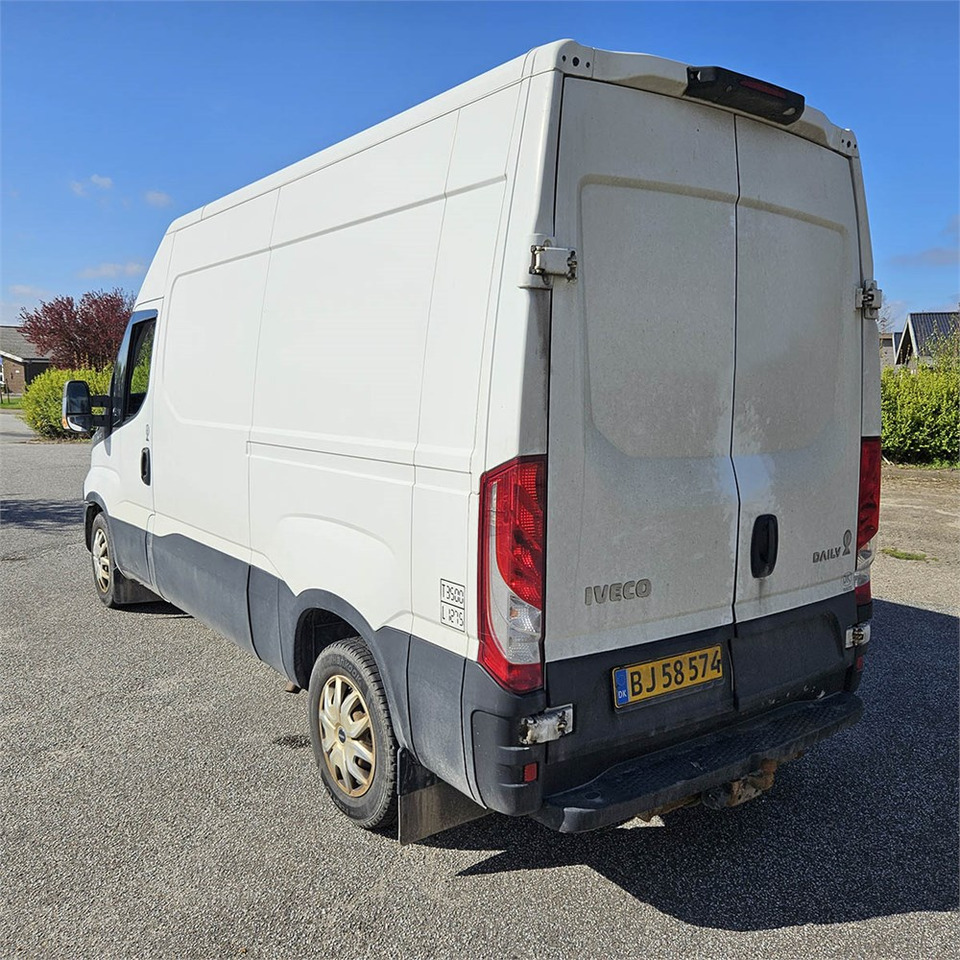Iveco Daily 35s17 3,0D - فان: صور 5 Iveco Daily 35s17 3,0D - فان: صور 5