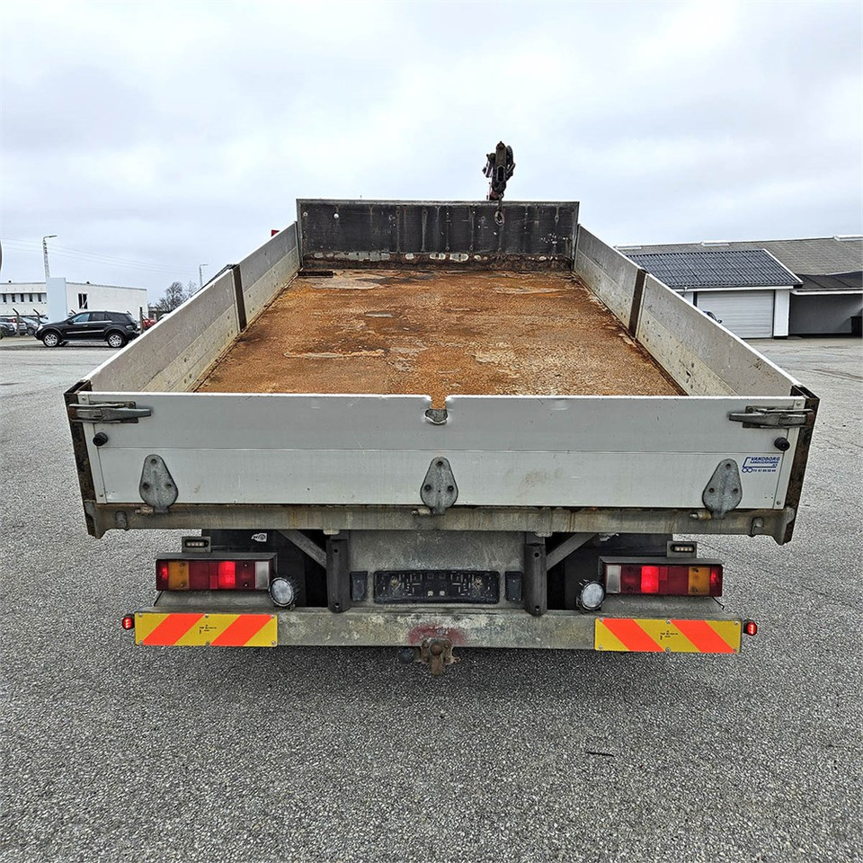 قلابات, شاحنة كرين Iveco Eurocargo 120E25: صور 34