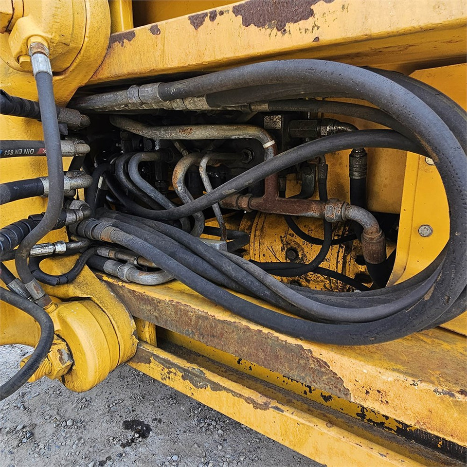 حفار متعدد الاستخدام JCB 4CX eco T4i III B: صور 29