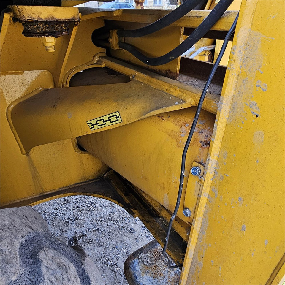 حفار متعدد الاستخدام JCB 4CX eco T4i III B: صور 37