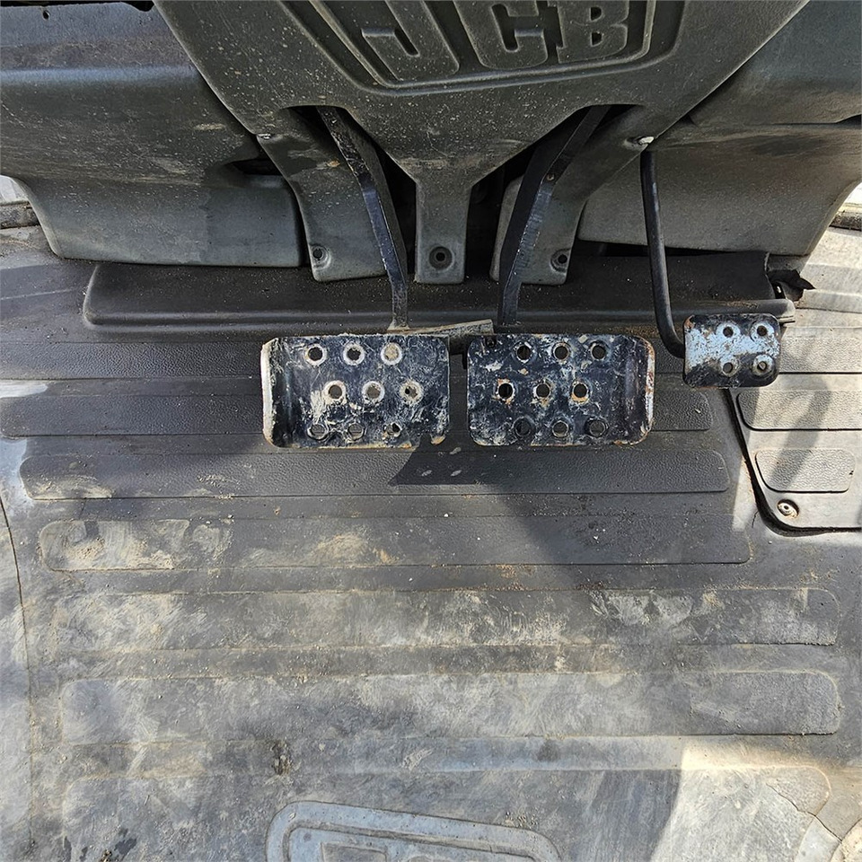 حفار متعدد الاستخدام JCB 4CX eco T4i III B: صور 15