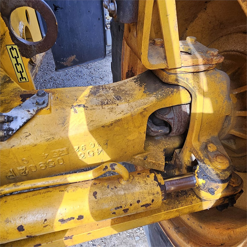 حفار متعدد الاستخدام JCB 4CX eco T4i III B: صور 36