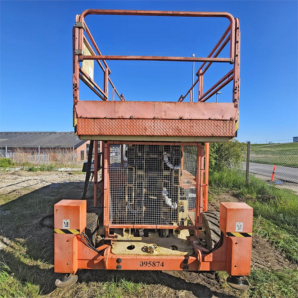 JLG 500 - RTS - رافعات مقصية: صور 4 JLG 500 - RTS - رافعات مقصية: صور 4
