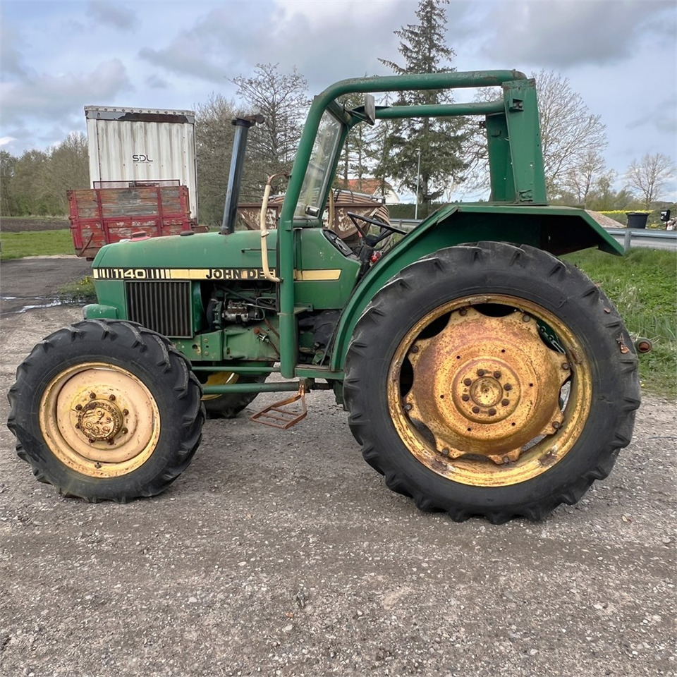 John Deere 1140 - جرار: صور 5 John Deere 1140 - جرار: صور 5
