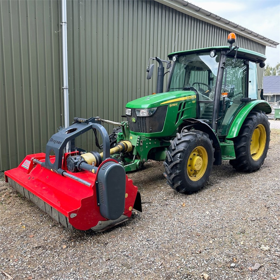 John Deere 5058 E - جرار: صور 2 John Deere 5058 E - جرار: صور 2