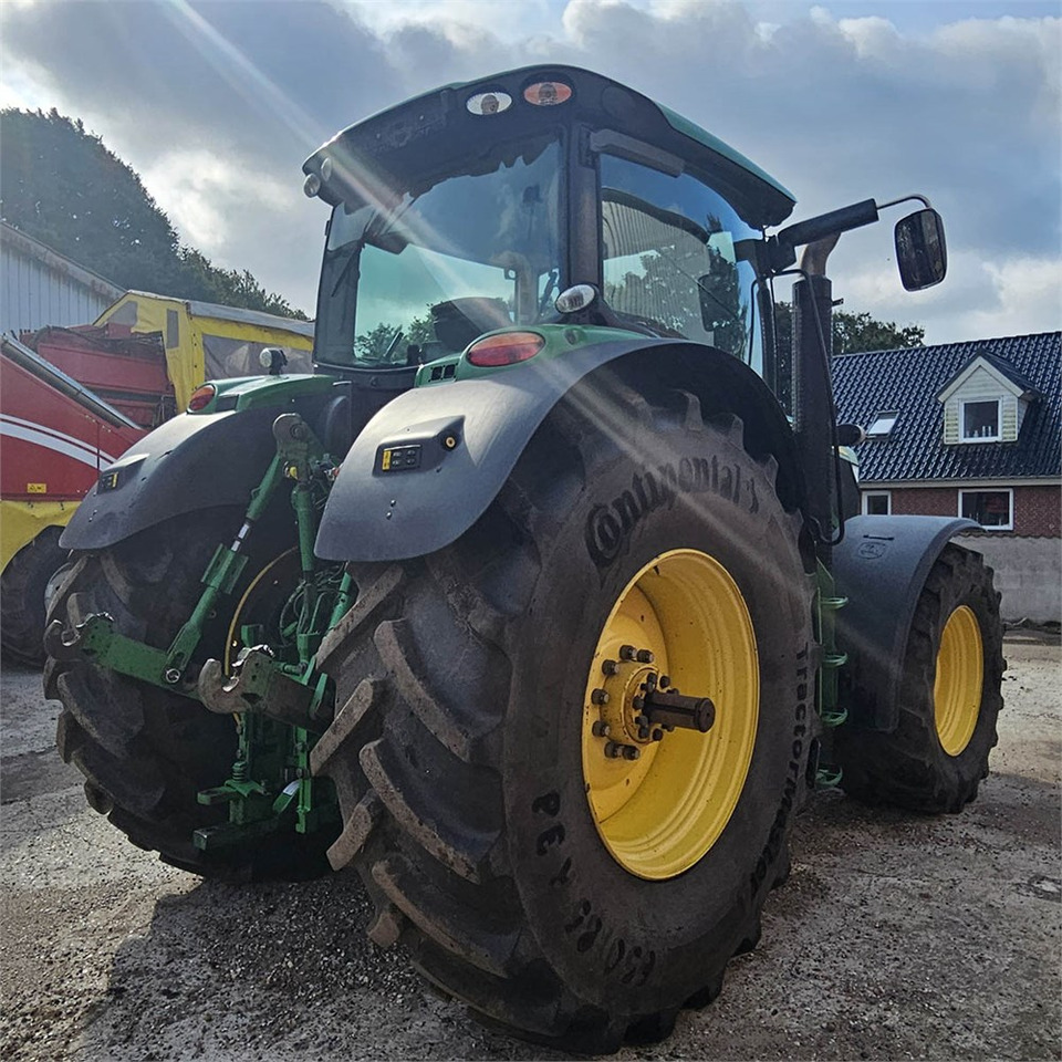 John Deere 6210 R - جرار: صور 5 John Deere 6210 R - جرار: صور 5