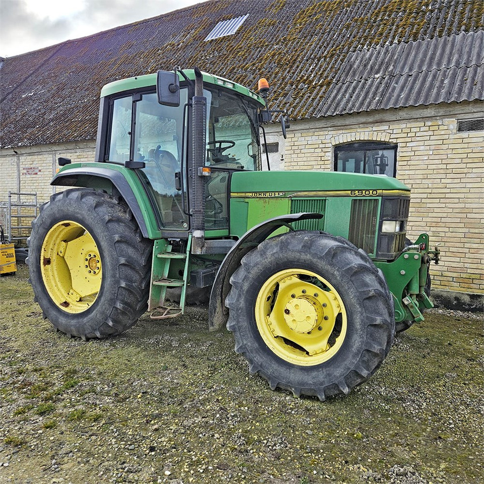 John Deere 6900 - جرار: صور 1 John Deere 6900 - جرار: صور 1
