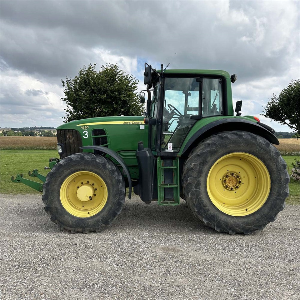 John Deere 7530 - جرار: صور 5 John Deere 7530 - جرار: صور 5