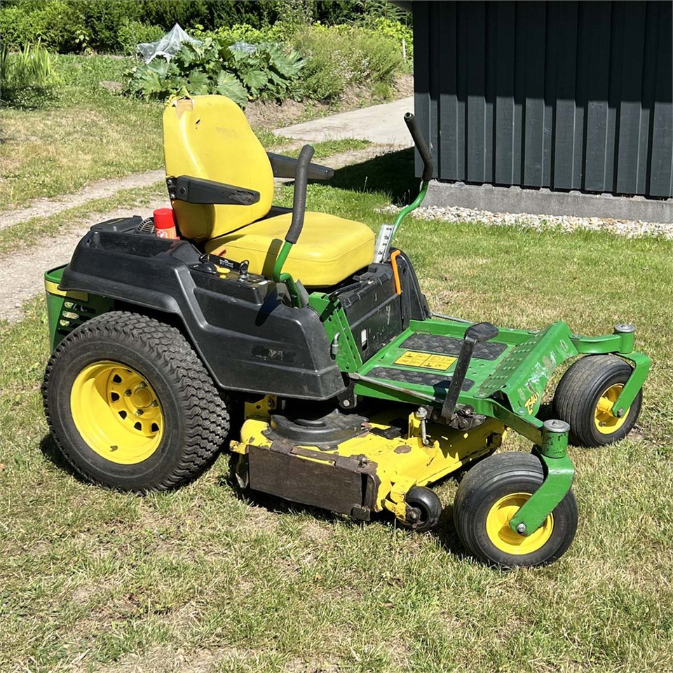 John Deere Z540 R - جزازة المروج: صور 4 John Deere Z540 R - جزازة المروج: صور 4