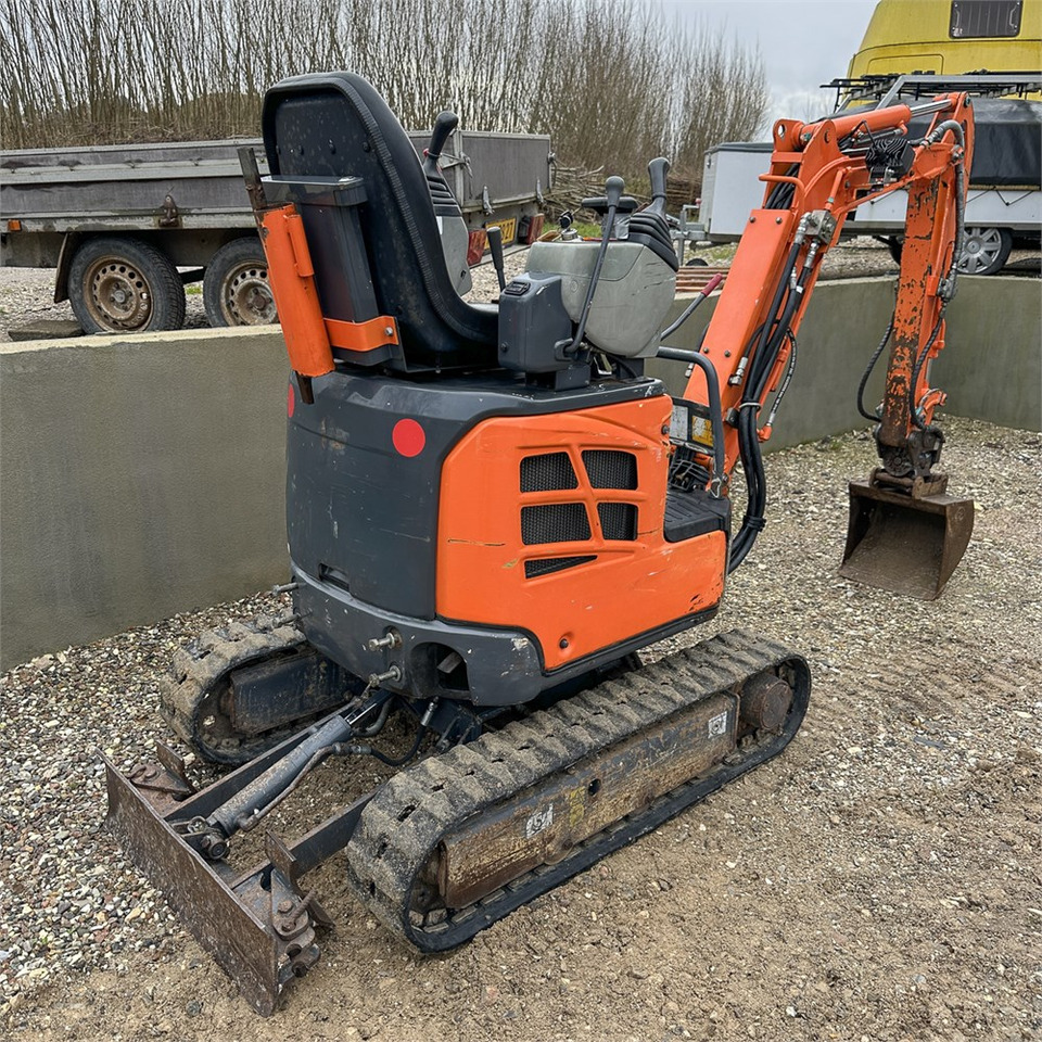 Kobelco SK10SR-2E - حفارة مصغرة: صور 5 Kobelco SK10SR-2E - حفارة مصغرة: صور 5