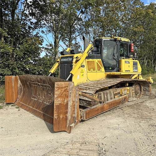 Komatsu D65 PXI-18 - بلدوزر: صور 4 Komatsu D65 PXI-18 - بلدوزر: صور 4