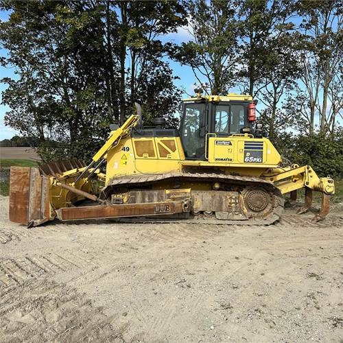 Komatsu D65 PXI-18 - بلدوزر: صور 3 Komatsu D65 PXI-18 - بلدوزر: صور 3