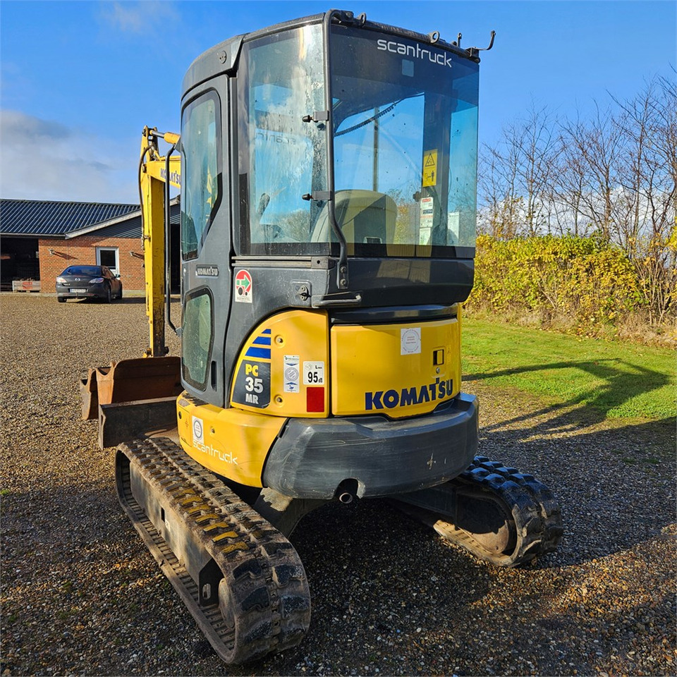 Komatsu PC35MR-3 - حفارة مصغرة: صور 4 Komatsu PC35MR-3 - حفارة مصغرة: صور 4