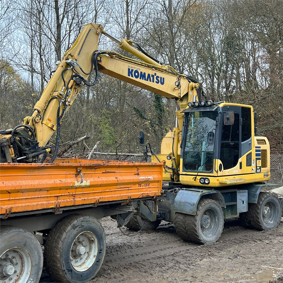 Komatsu PW148-10 - حفارة على عجلات: صور 3 Komatsu PW148-10 - حفارة على عجلات: صور 3