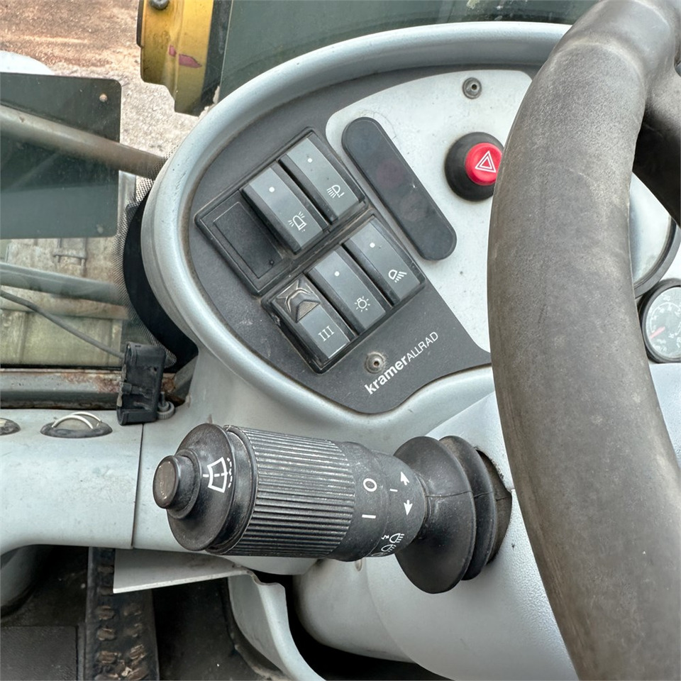 اللودر بعجل Kramer 380: صور 17