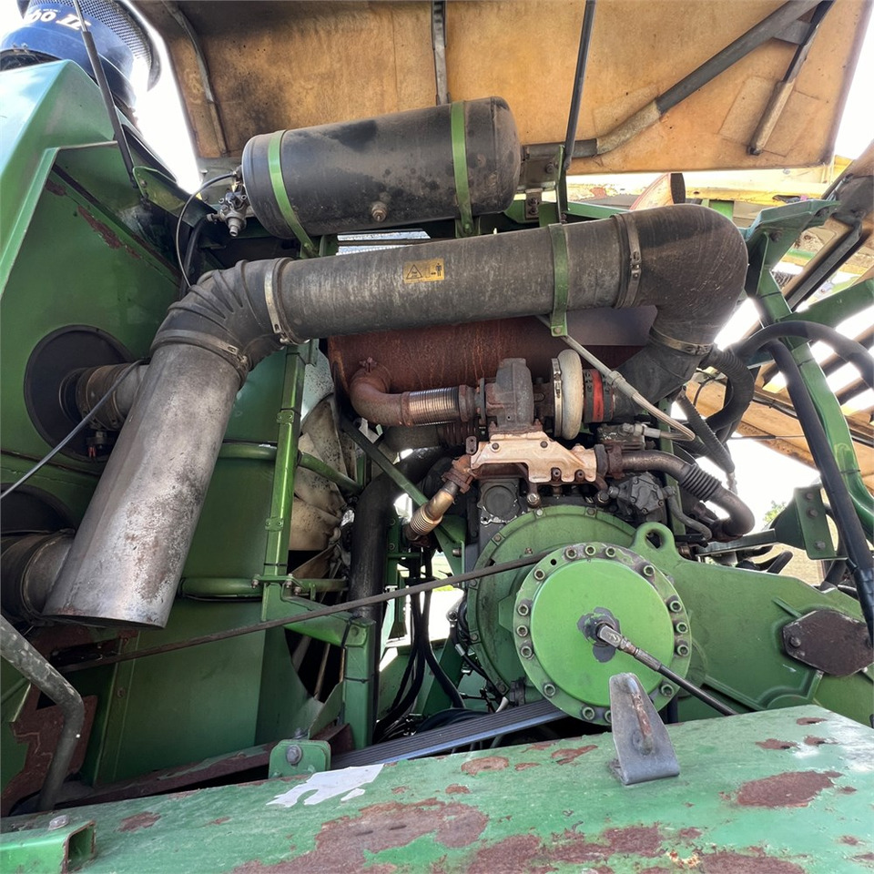 حصادة الأعلاف Krone BIG X 650: صور 33