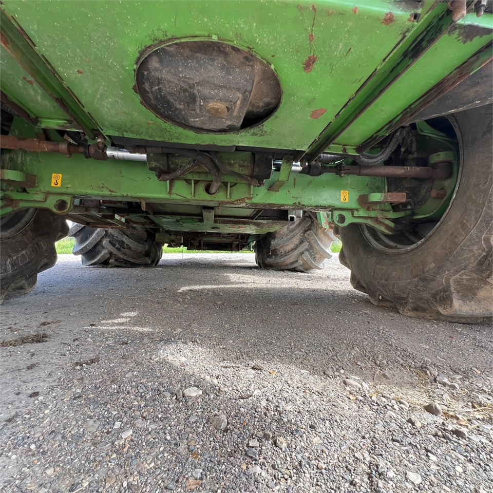 حصادة الأعلاف Krone BIG X 650: صور 42