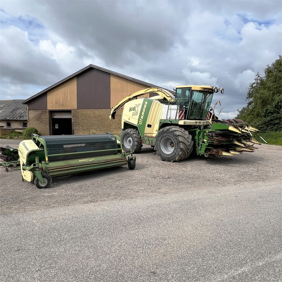 حصادة الأعلاف Krone BIG X 650: صور 46