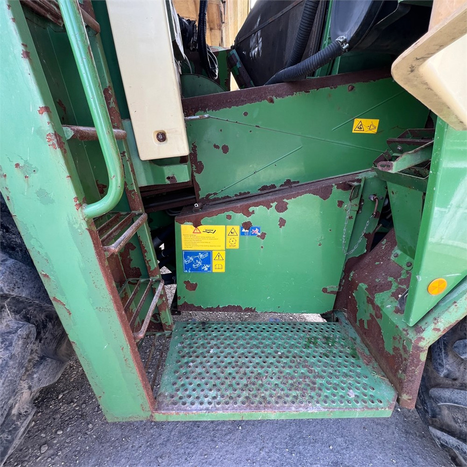 حصادة الأعلاف Krone BIG X 650: صور 41