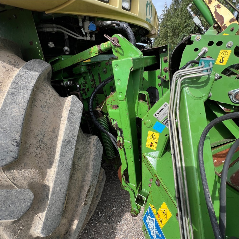 حصادة الأعلاف Krone BIG X 650: صور 30
