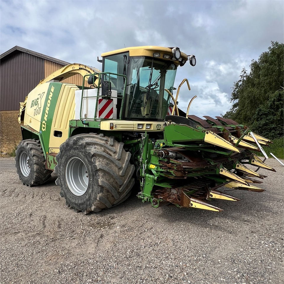 حصادة الأعلاف Krone BIG X 650: صور 12