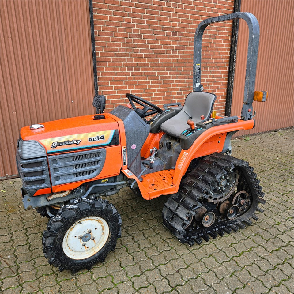 Kubota GB14D - جرار: صور 1 Kubota GB14D - جرار: صور 1