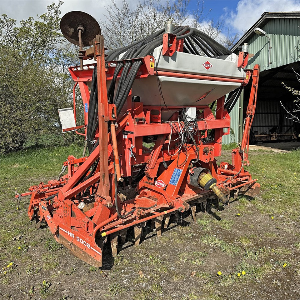 Kuhn Venta TI 301 - آلات البذر والغرس والشتل: صور 4 Kuhn Venta TI 301 - آلات البذر والغرس والشتل: صور 4