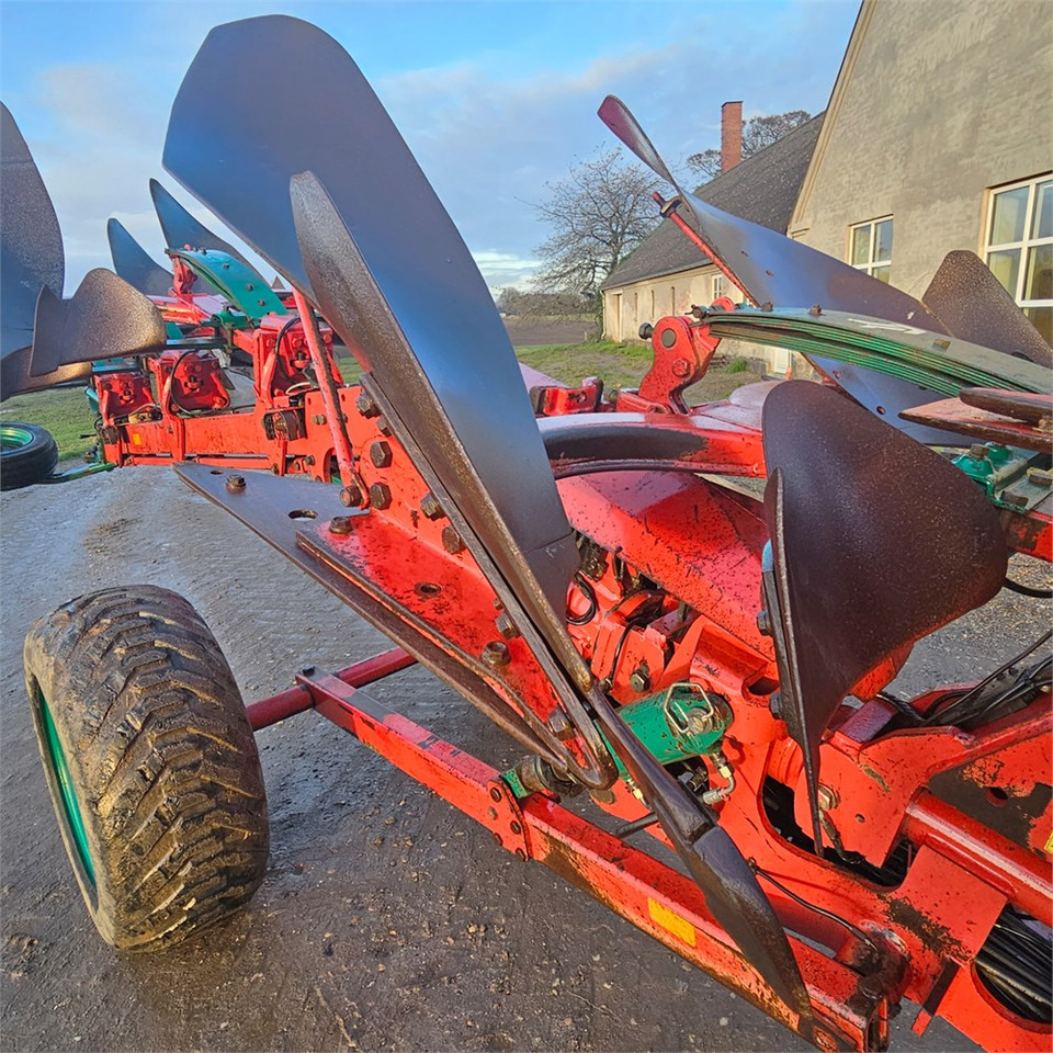 Kverneland PL 100-08 - محراث: صور 4 Kverneland PL 100-08 - محراث: صور 4