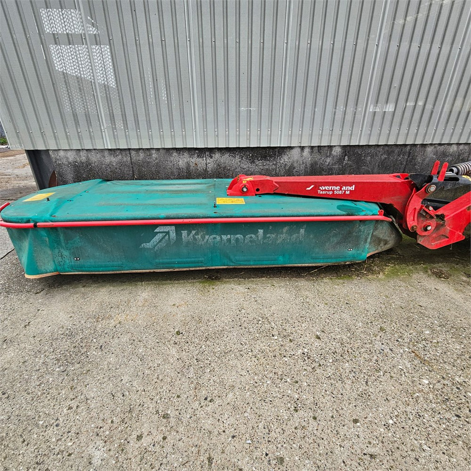 Kverneland Taarup 5087 M - Taarup 2832 F - معدات القش: صور 3 Kverneland Taarup 5087 M - Taarup 2832 F - معدات القش: صور 3