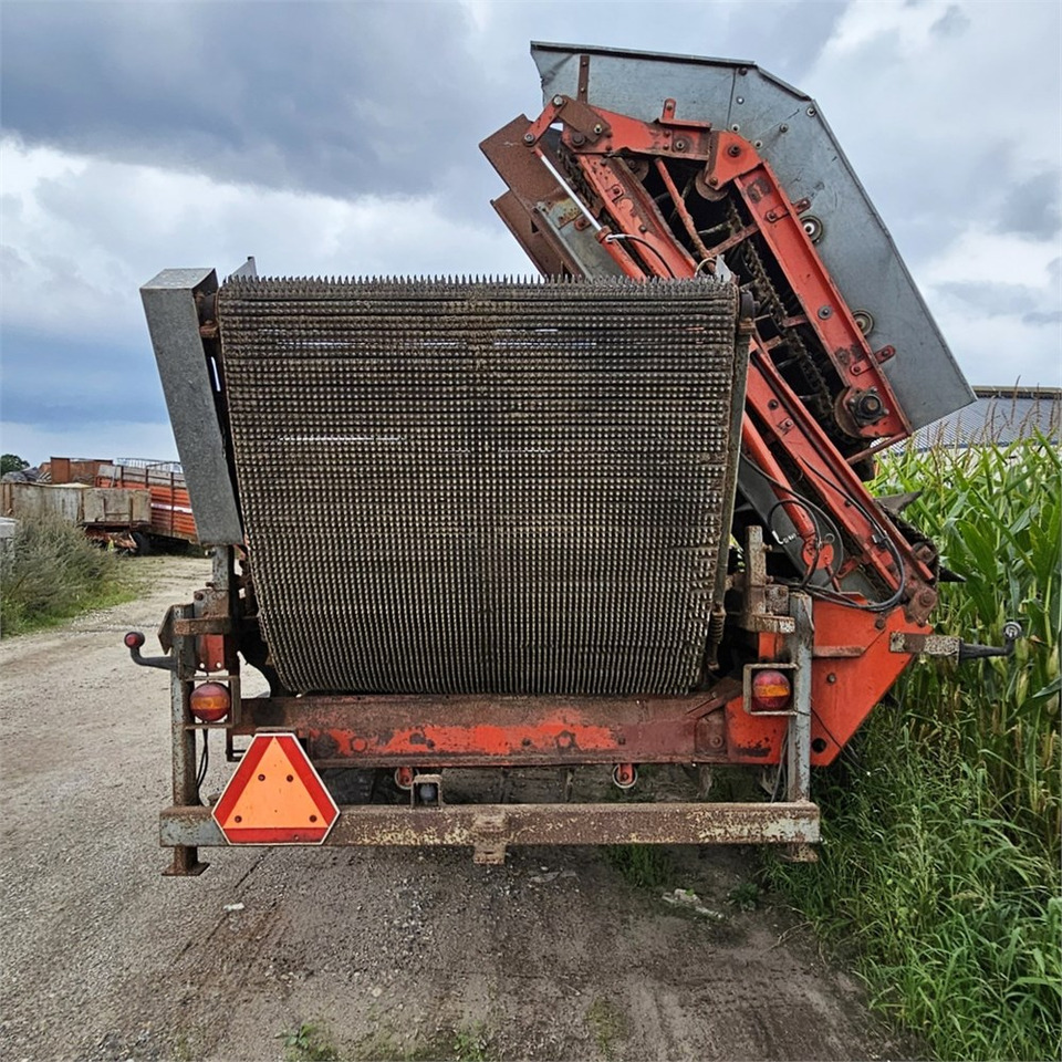 Kverneland UN 2200 - حصادة البطاطس: صور 3 Kverneland UN 2200 - حصادة البطاطس: صور 3