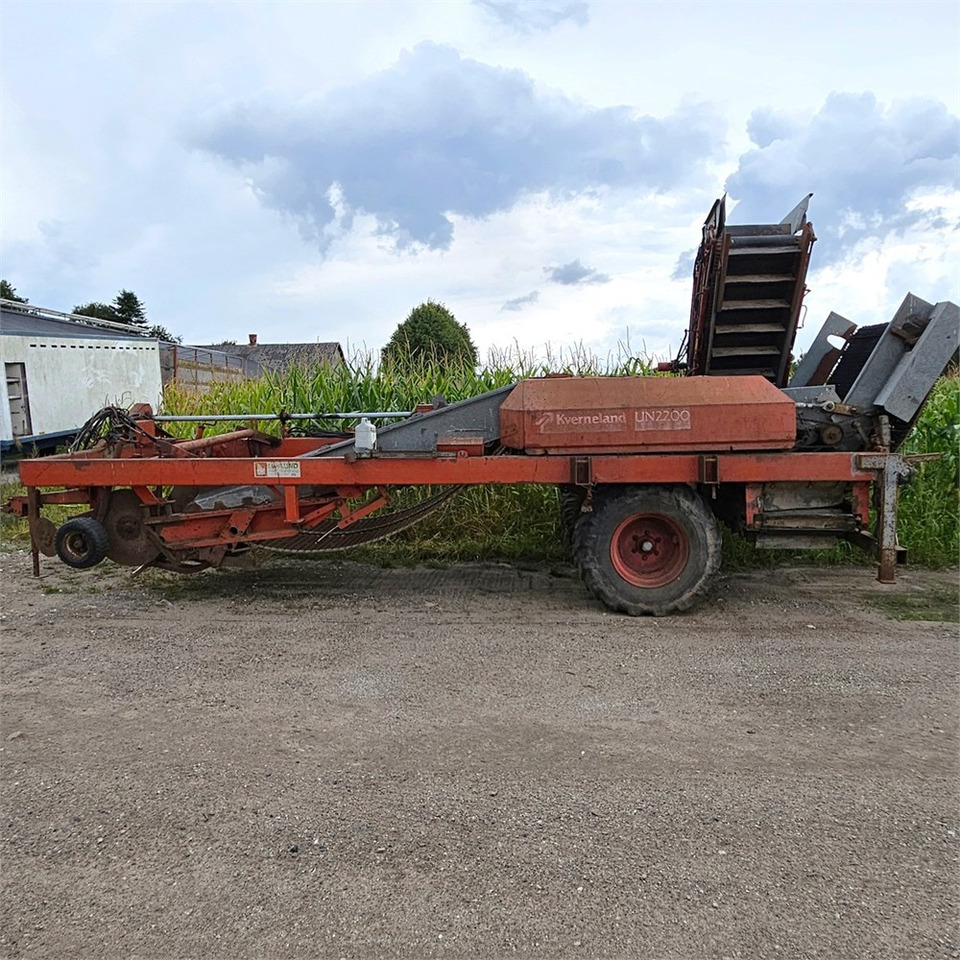 Kverneland UN 2200 - حصادة البطاطس: صور 2 Kverneland UN 2200 - حصادة البطاطس: صور 2