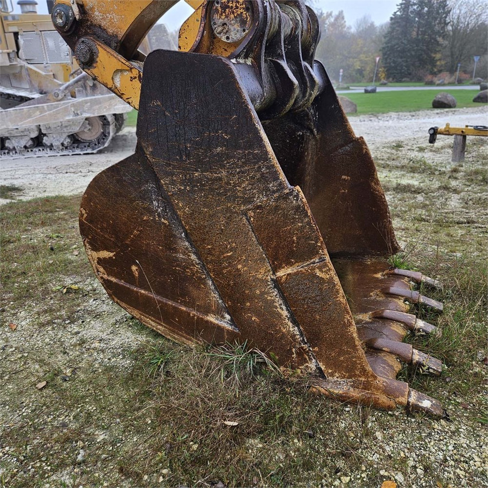 حفارات زحافة Liebherr R984: صور 22 حفارات زحافة Liebherr R984: صور 22