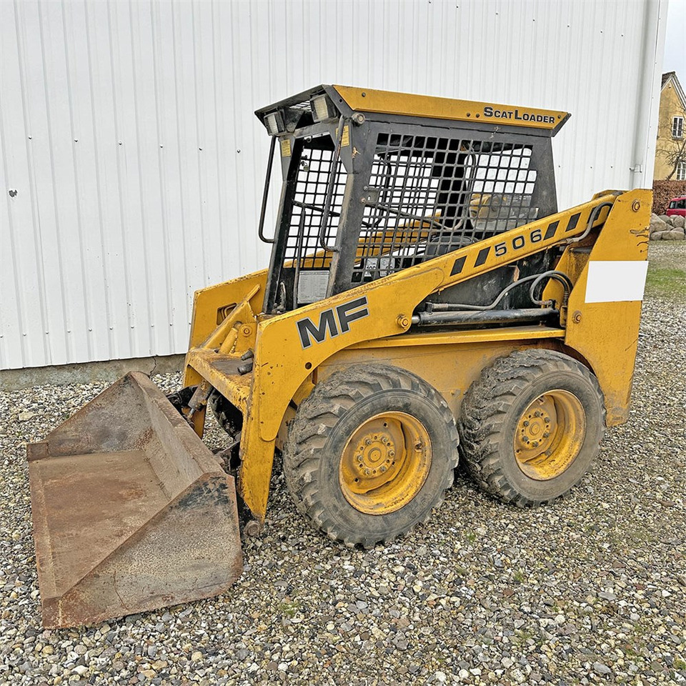Massey Ferguson MF506 - شيول صغير: صور 5 Massey Ferguson MF506 - شيول صغير: صور 5
