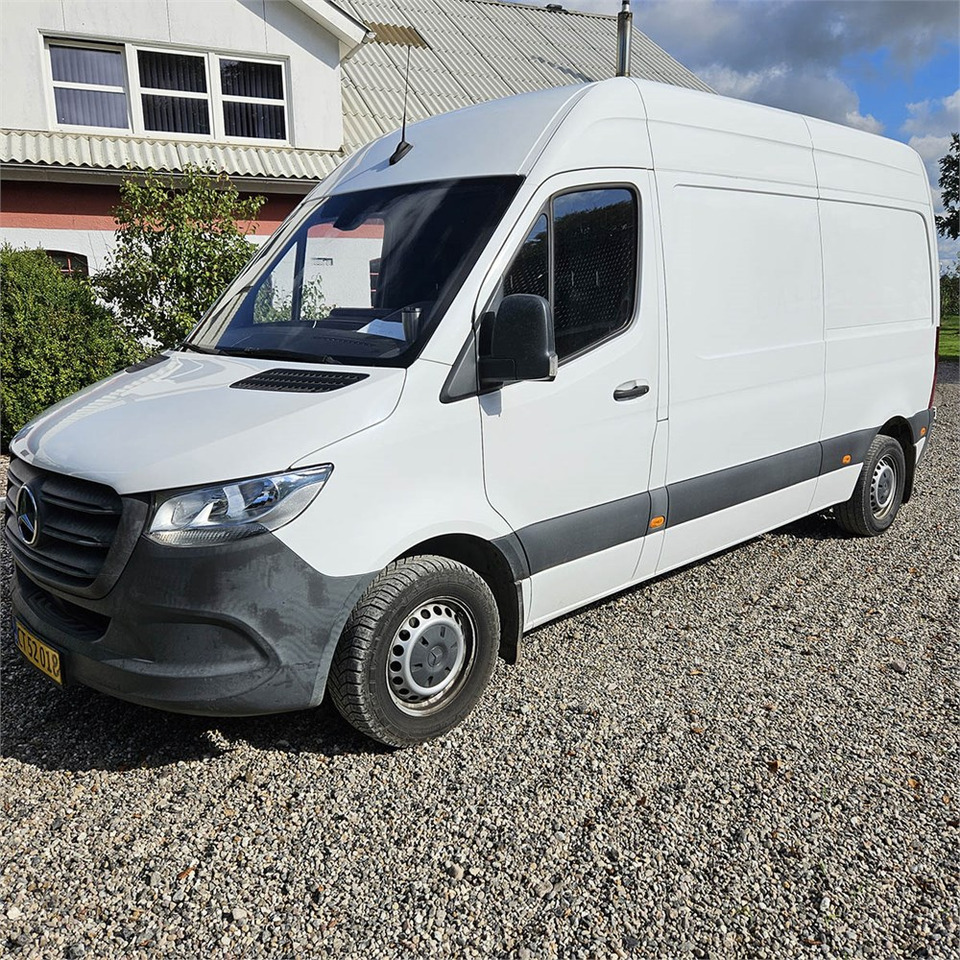 Mercedes 214 Cdi Ksv A2 - فان المدمجة: صور 1 Mercedes 214 Cdi Ksv A2 - فان المدمجة: صور 1