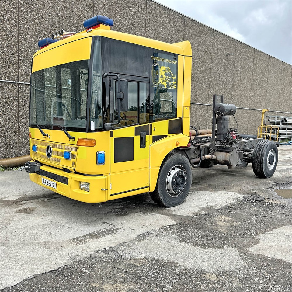 Mercedes Econic HLF 16/20 - الشاسيه شاحنة: صور 2 Mercedes Econic HLF 16/20 - الشاسيه شاحنة: صور 2