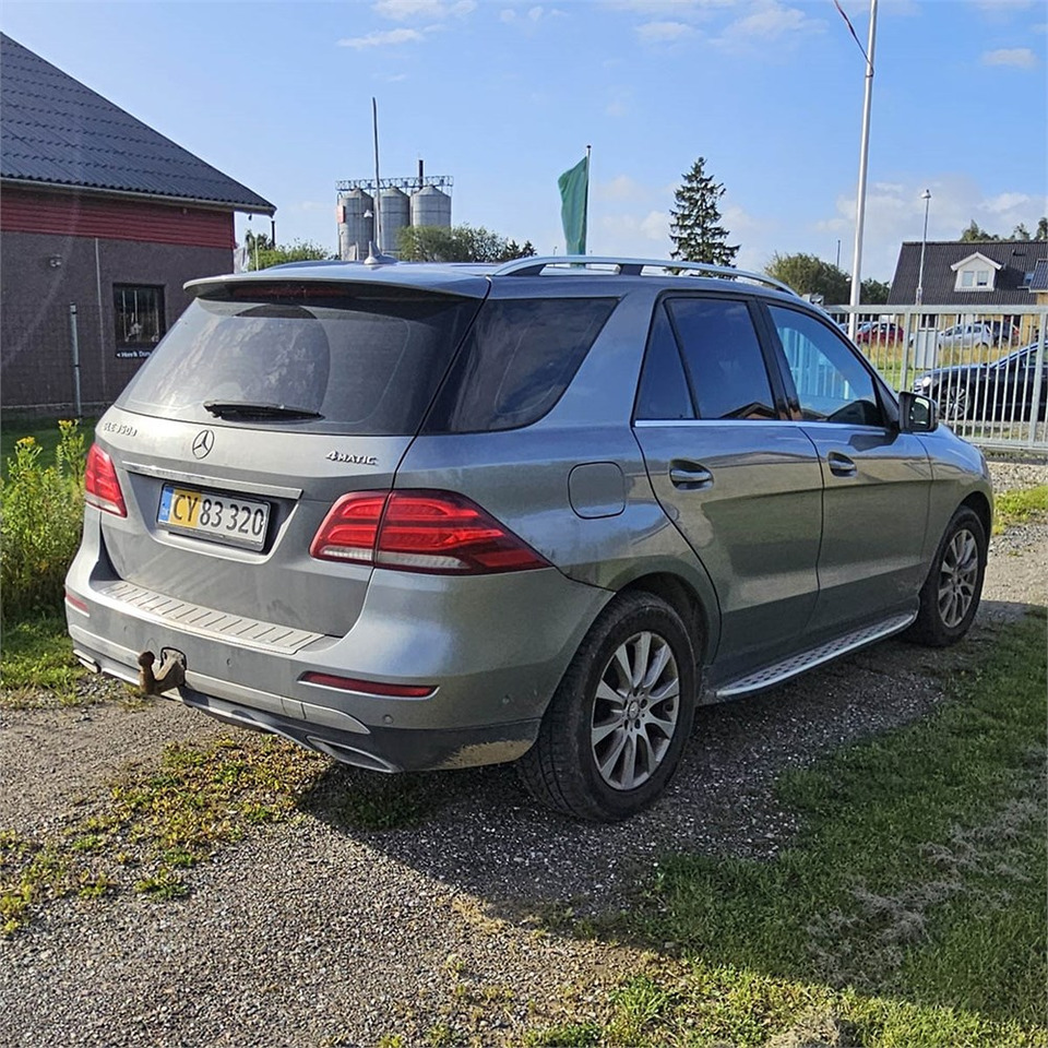 Mercedes GLE 350 4matic - سيارة: صور 5 Mercedes GLE 350 4matic - سيارة: صور 5