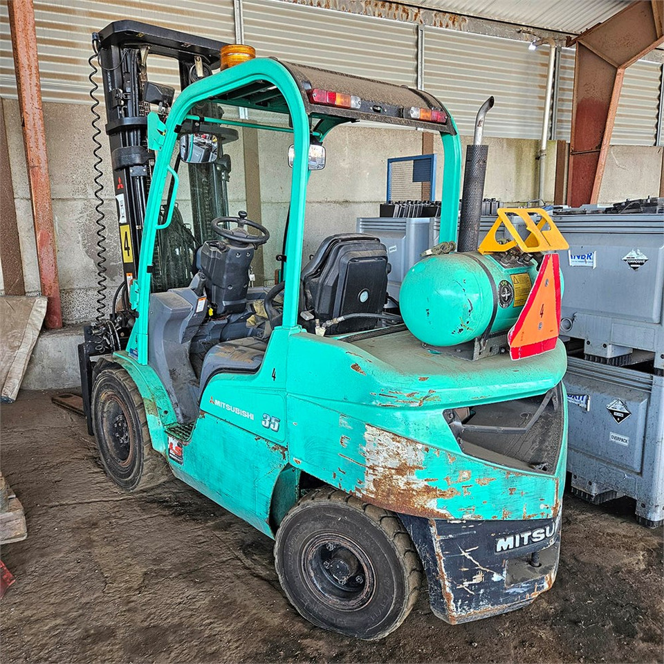 Mitsubishi FG35N - رافعة شوكية: صور 3 Mitsubishi FG35N - رافعة شوكية: صور 3