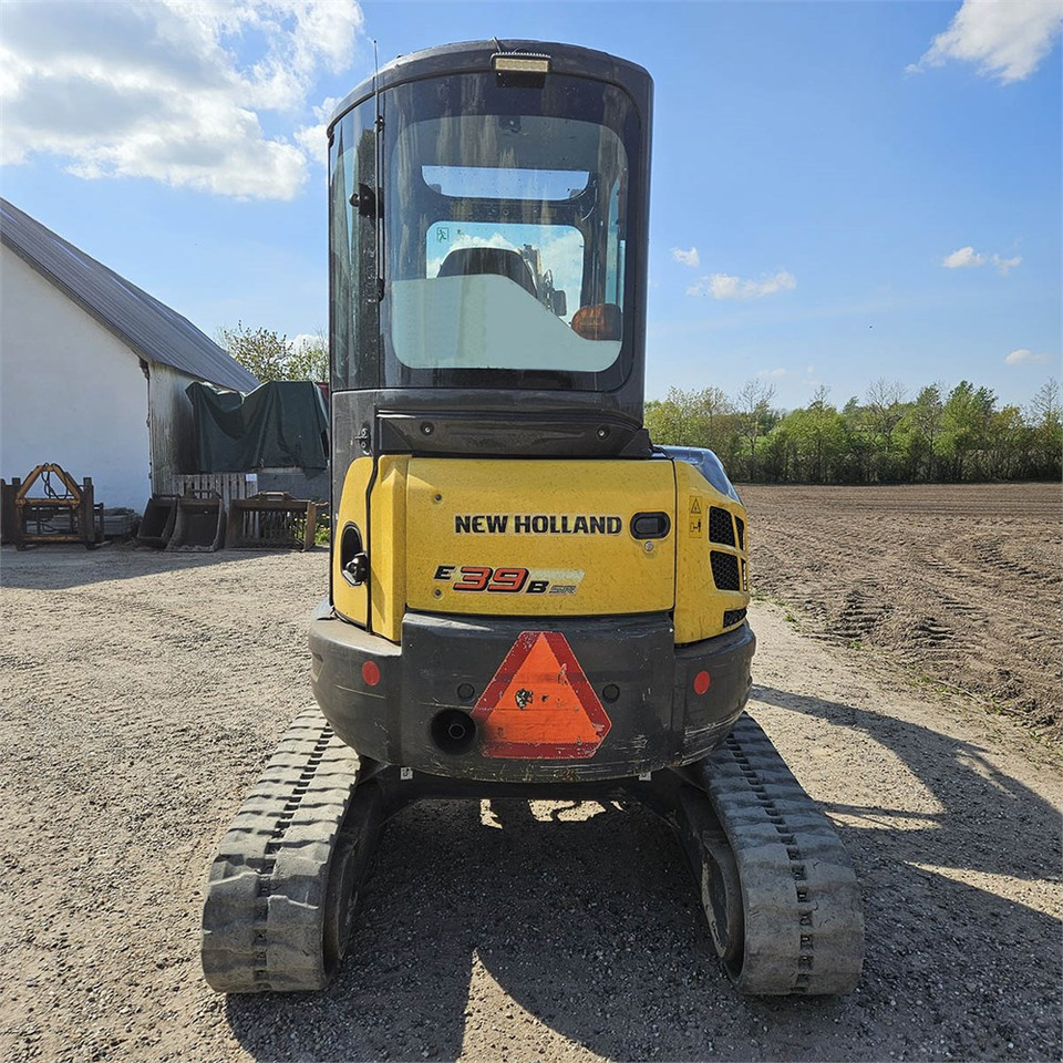New Holland E39 B - حفارة مصغرة: صور 4 New Holland E39 B - حفارة مصغرة: صور 4