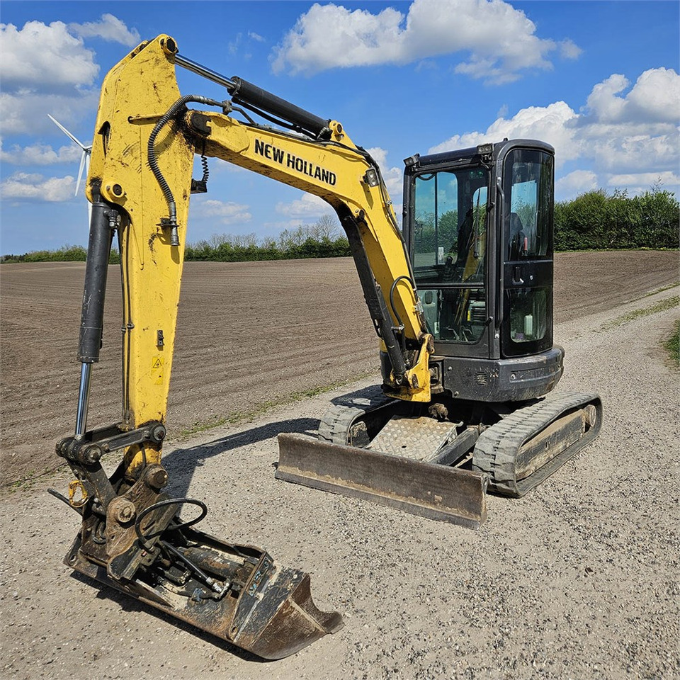 New Holland E39 B - حفارة مصغرة: صور 3 New Holland E39 B - حفارة مصغرة: صور 3