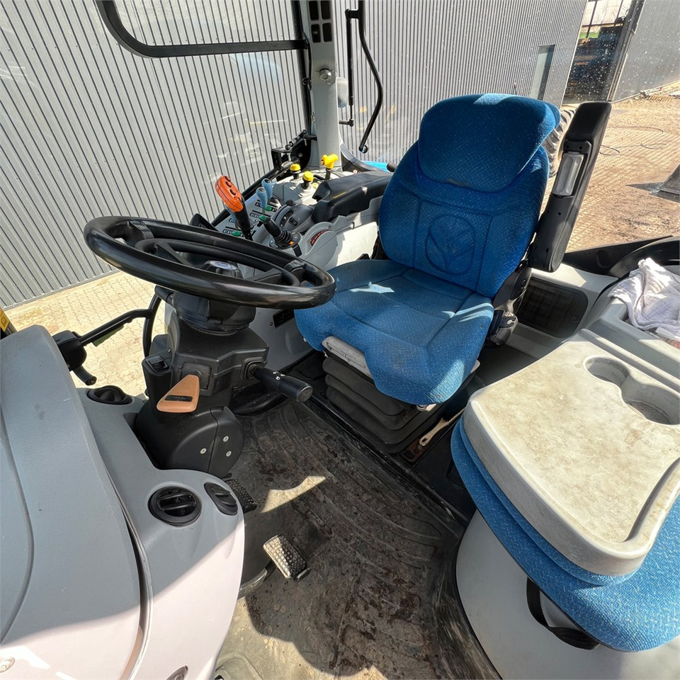 تأجير New Holland T6050 New Holland T6050: صور 17 تأجير New Holland T6050 New Holland T6050: صور 17